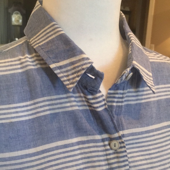 Lilli’s Closet Striped Buttondown Blouse - Picture 5 of 13